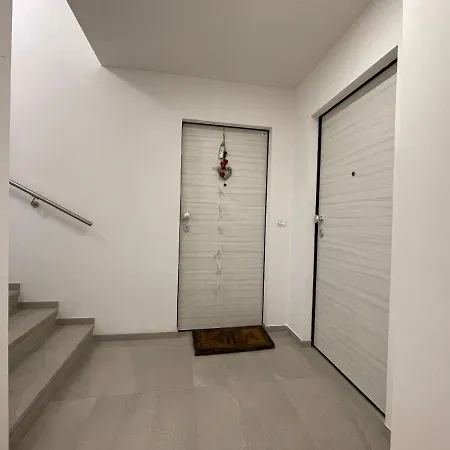 Апартаменты Realkasa Fiera District Flat *