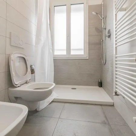 Realkasa Fiera District Flat * Bologna
