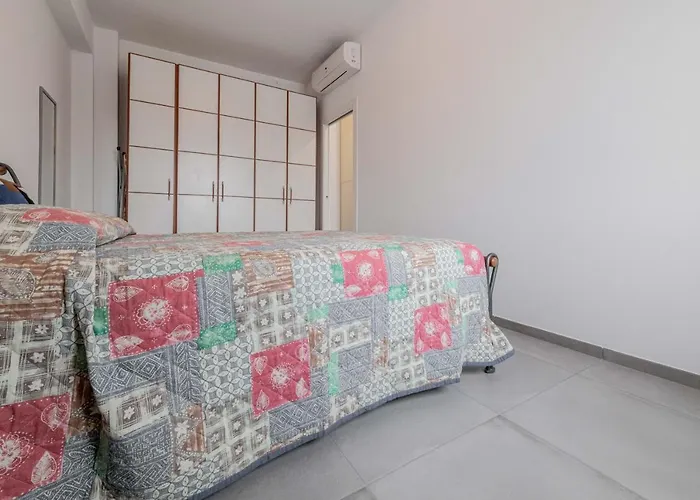 아파트 Realkasa Fiera District Flat 볼로냐